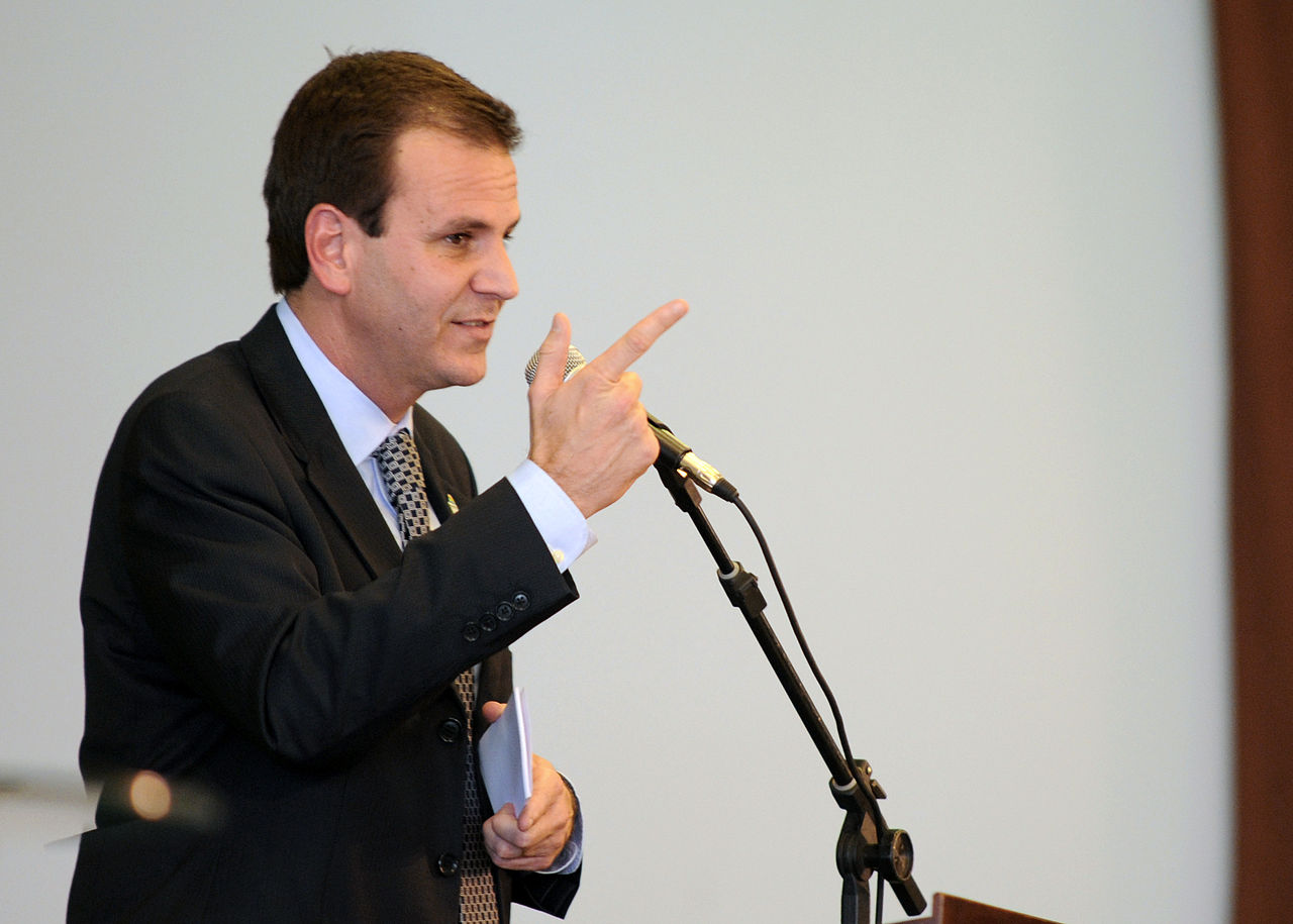 Paes vai à Câmara para explicar projeto de aumento do IPTU em 2014