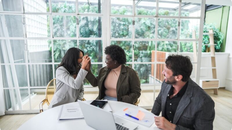 Cliente de fim de ano: como converter urgência em venda